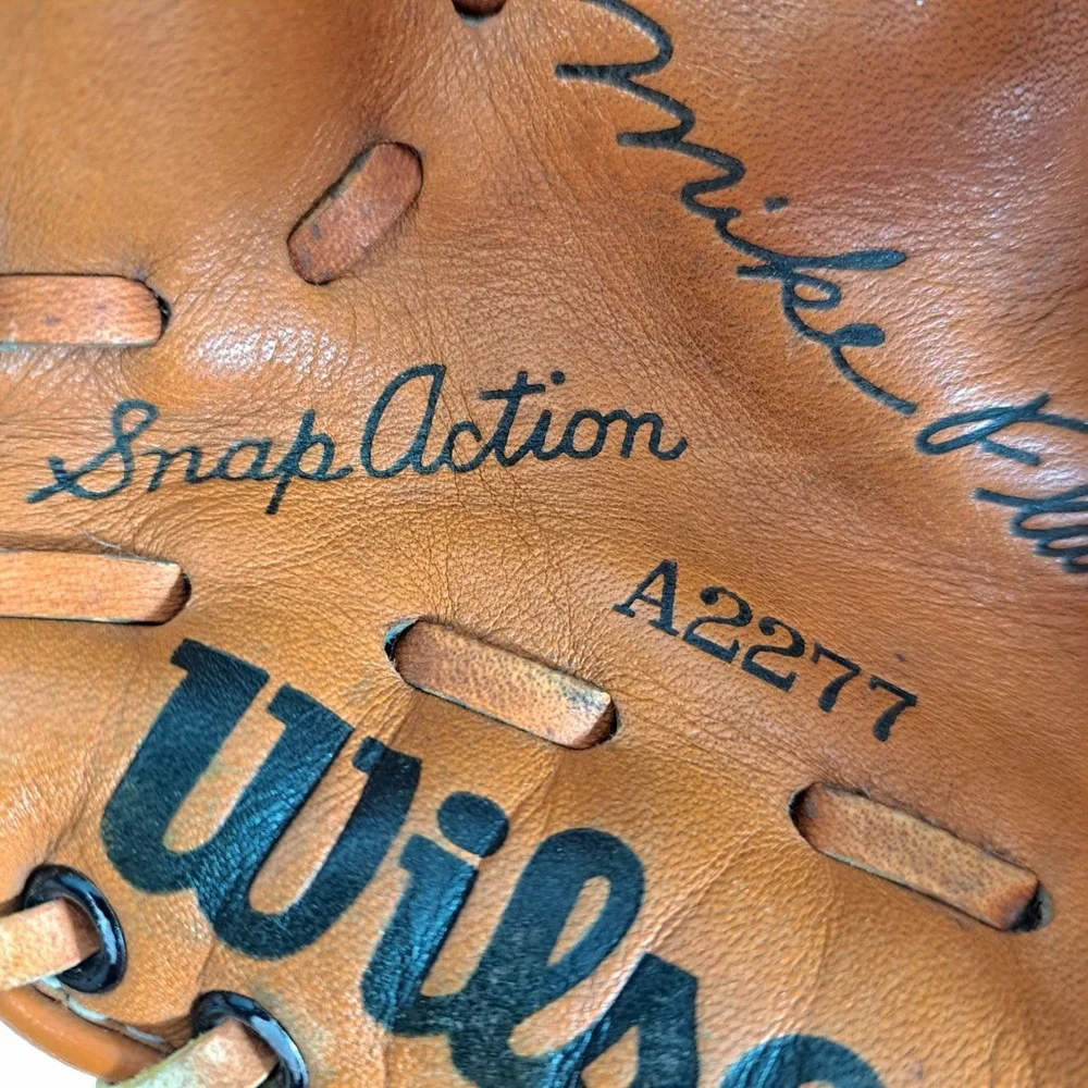 Vintage‎ Wilson A2277 Mike Flanagan Cy Young Winner 10